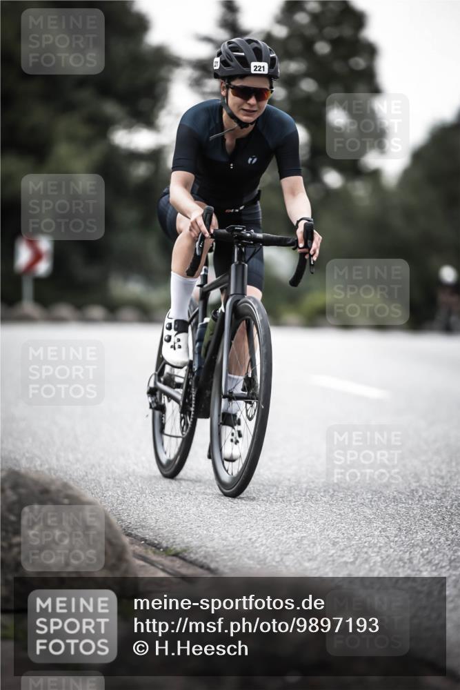 21.06.2026 - 29. Vierlanden-Triathlon H.Heesch http://msf.ph/oto/9897193 21.06.2026 09:59:53 Radfahren 84, 131, 169, 221 meine-sportfotos.de