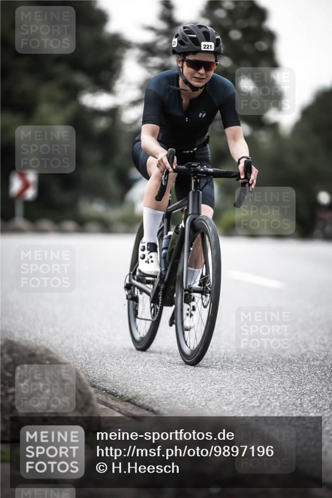 21.06.2026 - 29. Vierlanden-Triathlon H.Heesch http://msf.ph/oto/9897196 21.06.2026 09:59:53 Radfahren 84, 131, 169, 221 meine-sportfotos.de
