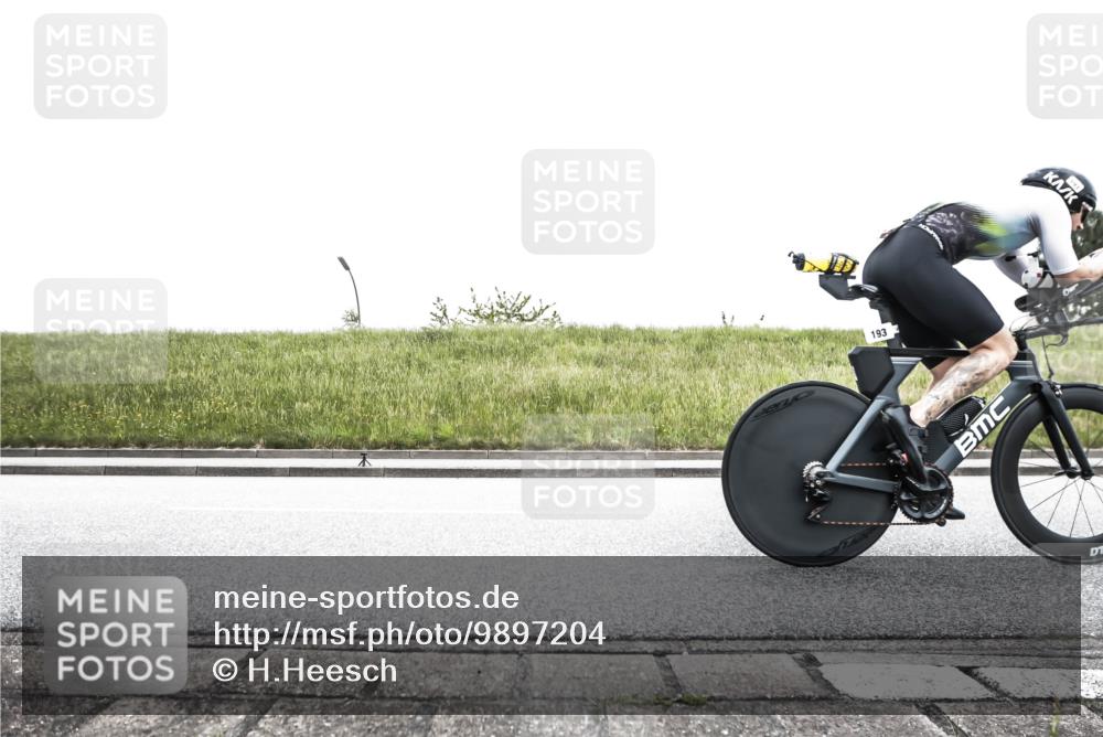 21.06.2026 - 29. Vierlanden-Triathlon H.Heesch http://msf.ph/oto/9897204 21.06.2026 10:23:06 Radfahren 193, 226, 241, 299, 302, 404, 564, 614 meine-sportfotos.de