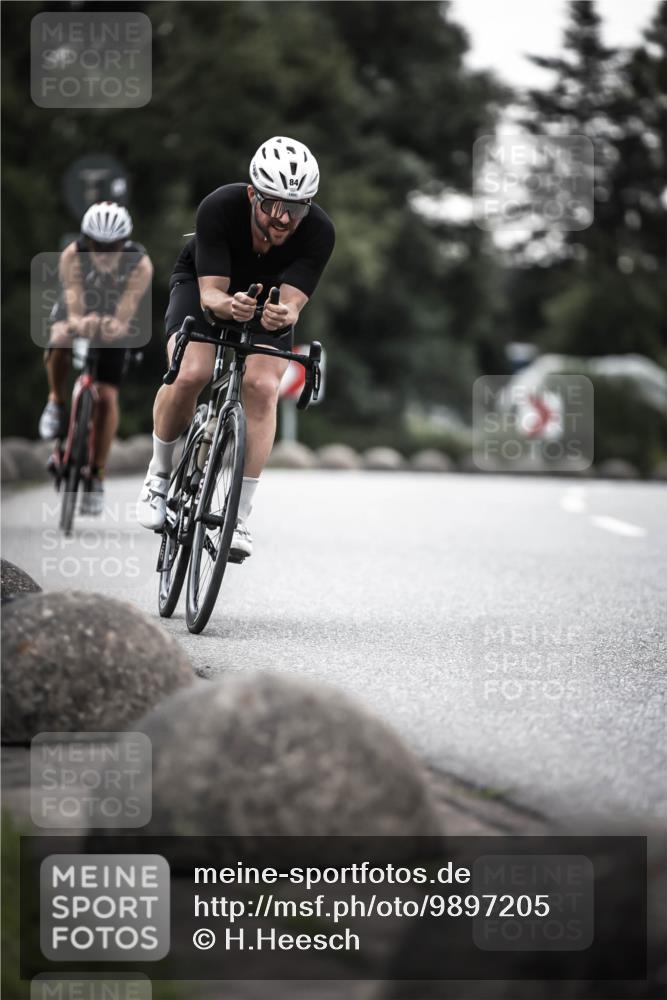 21.06.2026 - 29. Vierlanden-Triathlon H.Heesch http://msf.ph/oto/9897205 21.06.2026 10:00:00 Radfahren 84, 169 meine-sportfotos.de