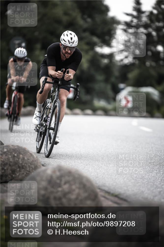 21.06.2026 - 29. Vierlanden-Triathlon H.Heesch http://msf.ph/oto/9897208 21.06.2026 10:00:00 Radfahren 84, 169 meine-sportfotos.de