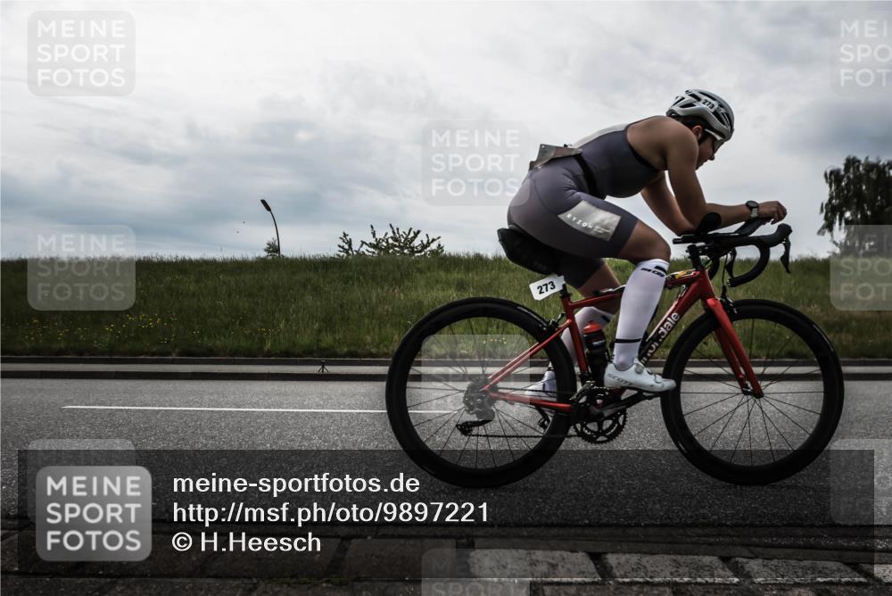 21.06.2026 - 29. Vierlanden-Triathlon H.Heesch http://msf.ph/oto/9897221 21.06.2026 09:22:21 Radfahren 118, 159, 273, 274, 300 meine-sportfotos.de