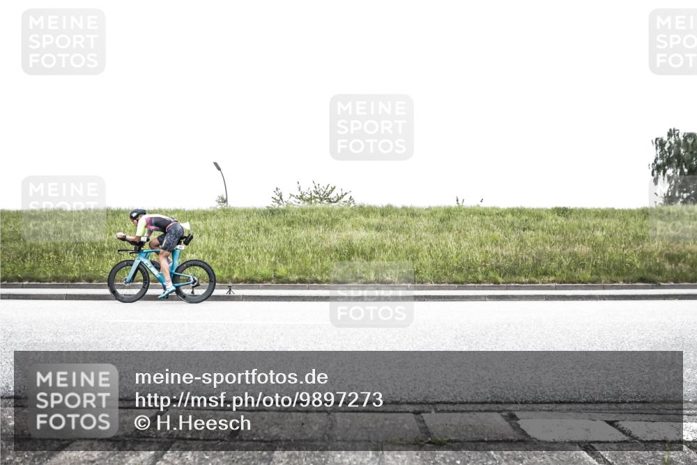 21.06.2026 - 29. Vierlanden-Triathlon H.Heesch http://msf.ph/oto/9897273 21.06.2026 10:23:50 Radfahren 12, 62, 202, 239, 288, 375, 402, 584, 621 meine-sportfotos.de