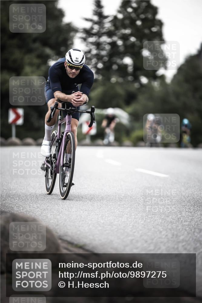 21.06.2026 - 29. Vierlanden-Triathlon H.Heesch http://msf.ph/oto/9897275 21.06.2026 10:02:03 Radfahren 51, 55, 78, 248, 265, 301 meine-sportfotos.de