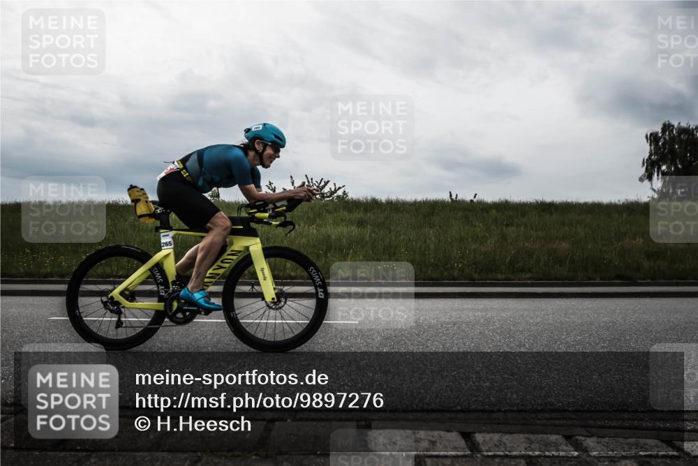 21.06.2026 - 29. Vierlanden-Triathlon H.Heesch http://msf.ph/oto/9897276 21.06.2026 09:23:23 Radfahren 265, 280 meine-sportfotos.de
