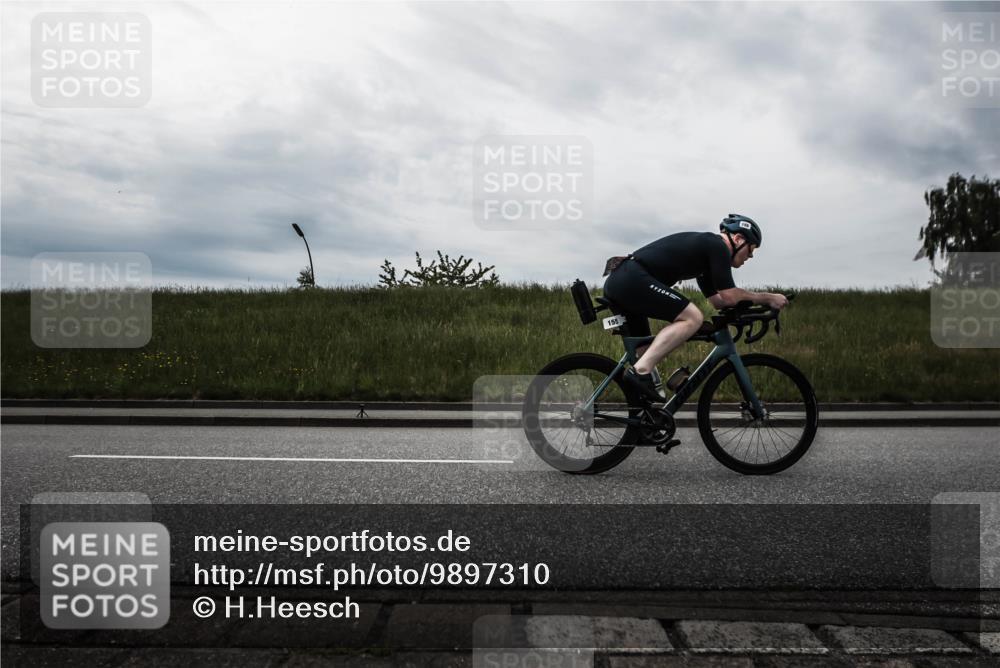 21.06.2026 - 29. Vierlanden-Triathlon H.Heesch http://msf.ph/oto/9897310 21.06.2026 09:23:51 Radfahren 155, 166, 252, 264, 301 meine-sportfotos.de