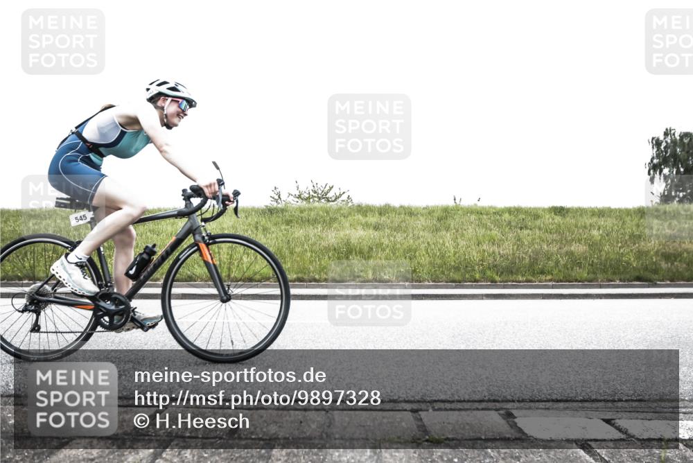 21.06.2026 - 29. Vierlanden-Triathlon H.Heesch http://msf.ph/oto/9897328 21.06.2026 10:24:27 Radfahren 74, 84, 94, 169, 172, 196, 370, 377, 545, 552, 622 meine-sportfotos.de
