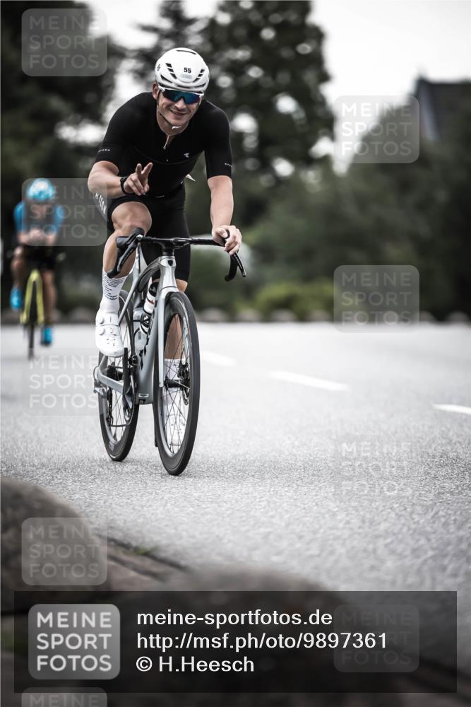 21.06.2026 - 29. Vierlanden-Triathlon H.Heesch http://msf.ph/oto/9897361 21.06.2026 10:02:09 Radfahren 55, 78, 265, 280, 301 meine-sportfotos.de
