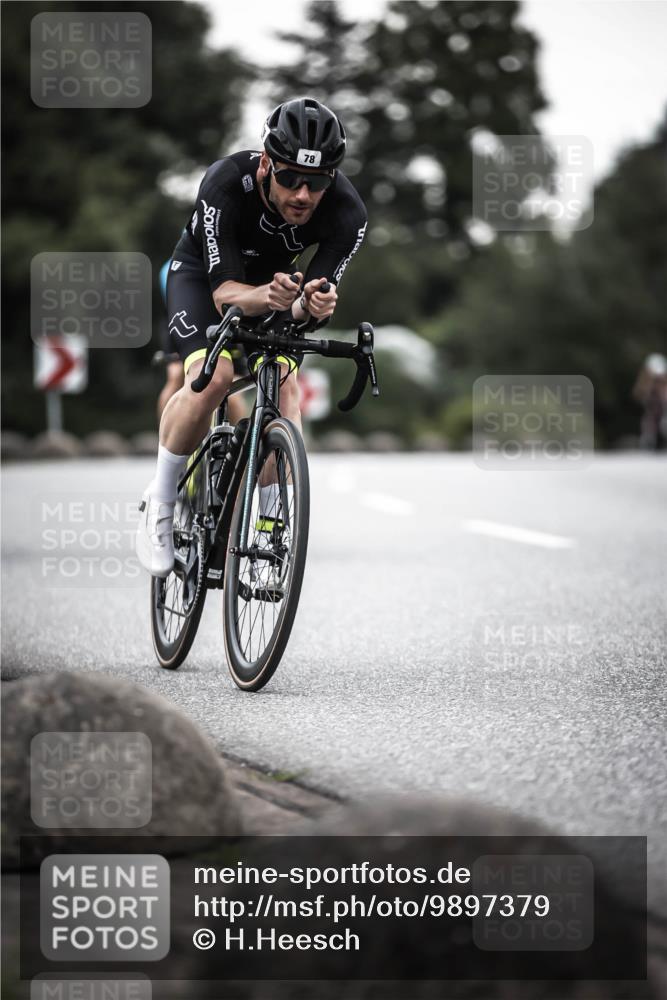 21.06.2026 - 29. Vierlanden-Triathlon H.Heesch http://msf.ph/oto/9897379 21.06.2026 10:02:10 Radfahren 55, 78, 265, 280, 301 meine-sportfotos.de