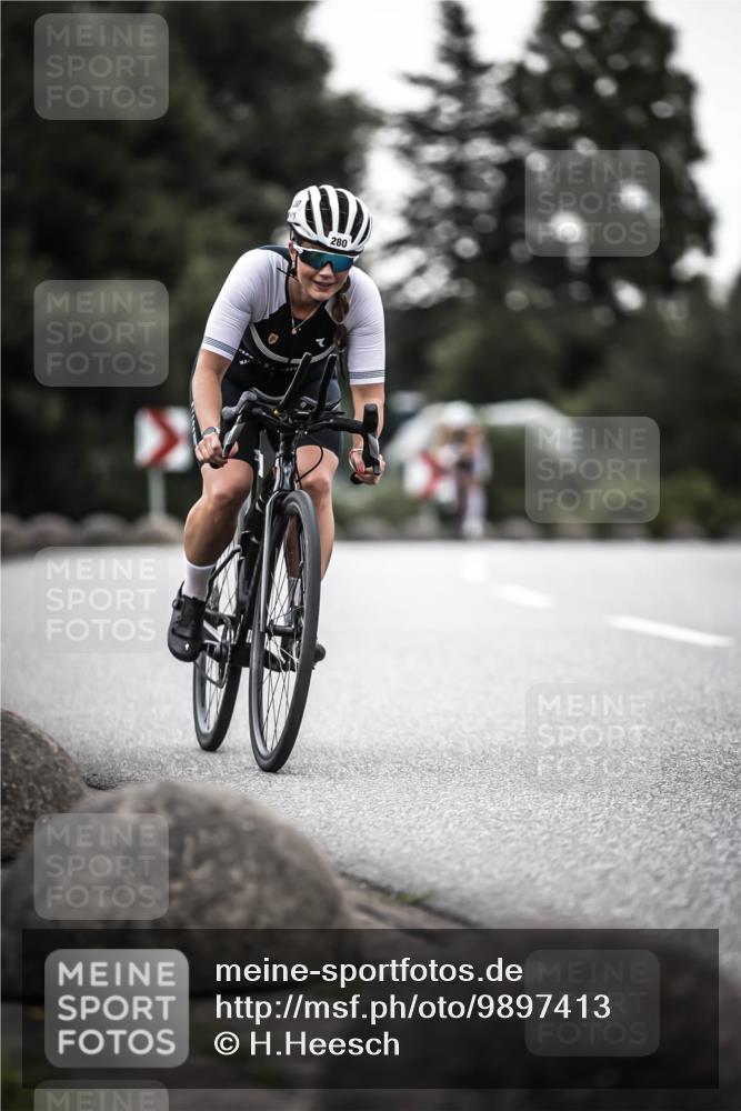 21.06.2026 - 29. Vierlanden-Triathlon H.Heesch http://msf.ph/oto/9897413 21.06.2026 10:02:12 Radfahren 55, 78, 265, 273, 280, 301 meine-sportfotos.de