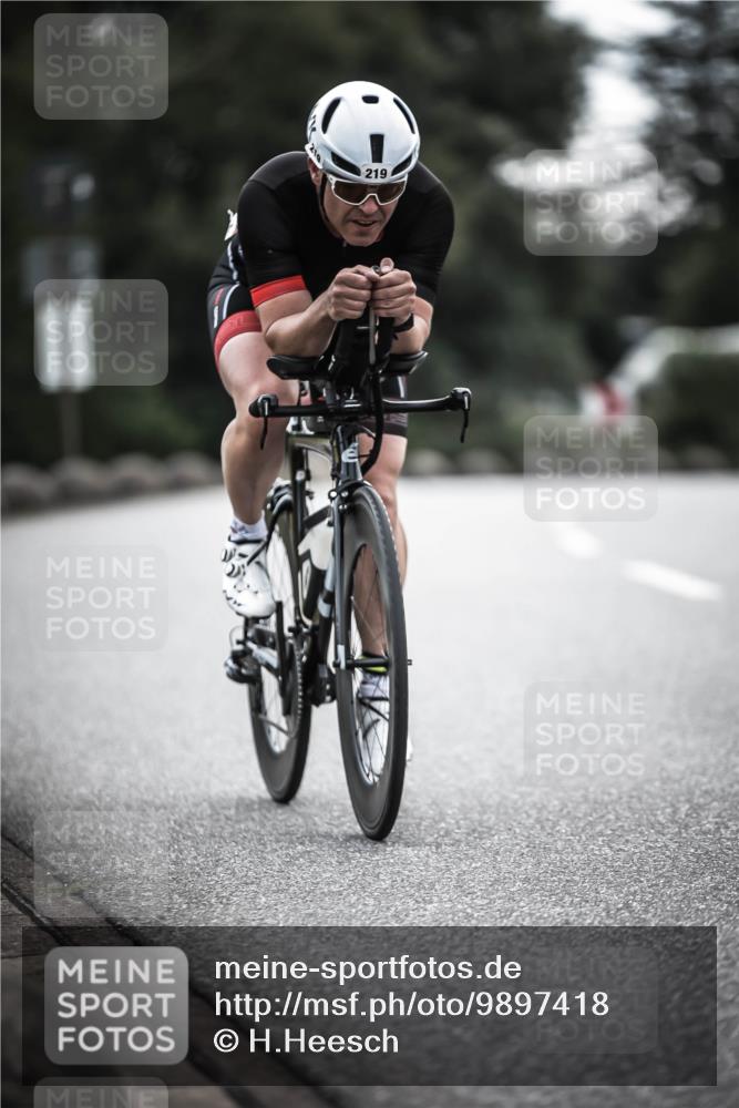 21.06.2026 - 29. Vierlanden-Triathlon H.Heesch http://msf.ph/oto/9897418 21.06.2026 09:27:57 Radfahren 83, 99, 219 meine-sportfotos.de