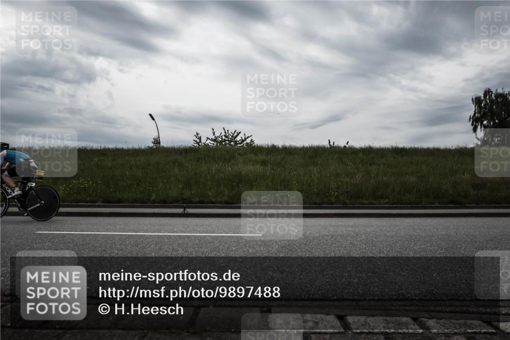 21.06.2026 - 29. Vierlanden-Triathlon H.Heesch http://msf.ph/oto/9897488 21.06.2026 09:29:19 Radfahren 142, 156, 181, 195, 236 meine-sportfotos.de