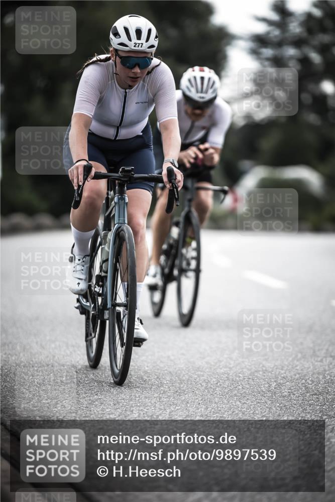 21.06.2026 - 29. Vierlanden-Triathlon H.Heesch http://msf.ph/oto/9897539 21.06.2026 09:28:21 Radfahren 4, 151, 154, 277 meine-sportfotos.de