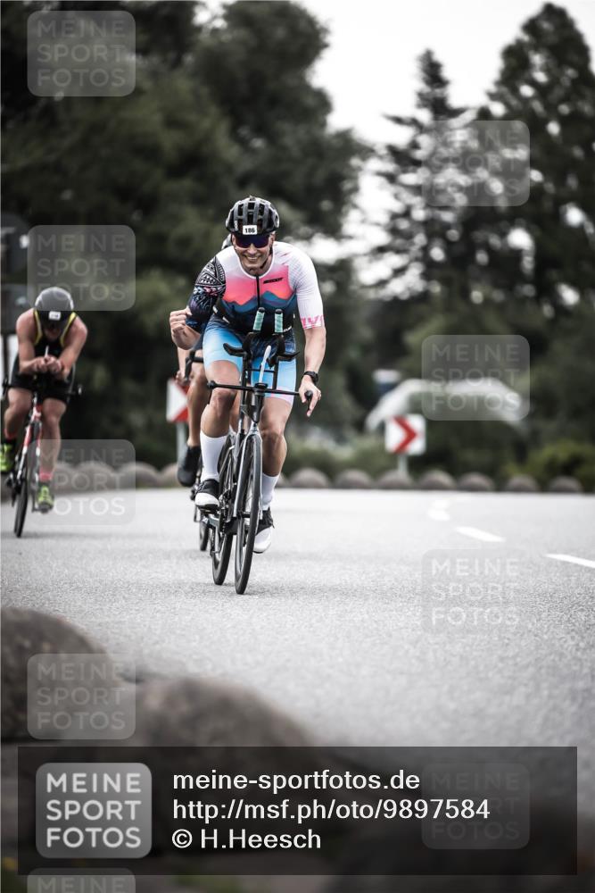 21.06.2026 - 29. Vierlanden-Triathlon H.Heesch http://msf.ph/oto/9897584 21.06.2026 10:02:23 Radfahren 72, 118, 119, 141, 186, 339 meine-sportfotos.de