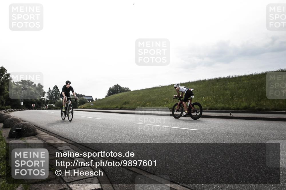 21.06.2026 - 29. Vierlanden-Triathlon H.Heesch http://msf.ph/oto/9897601 21.06.2026 09:19:25 Radfahren 99, 224, 228 meine-sportfotos.de