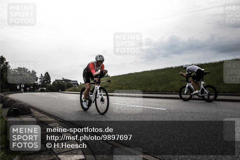 21.06.2026 - 29. Vierlanden-Triathlon H.Heesch http://msf.ph/oto/9897697 21.06.2026 09:21:29 Radfahren 164, 207, 239 meine-sportfotos.de