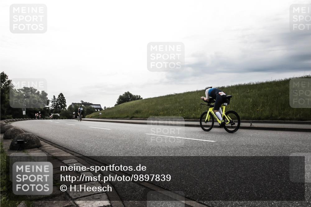 21.06.2026 - 29. Vierlanden-Triathlon H.Heesch http://msf.ph/oto/9897839 21.06.2026 09:25:03 Radfahren 68 meine-sportfotos.de