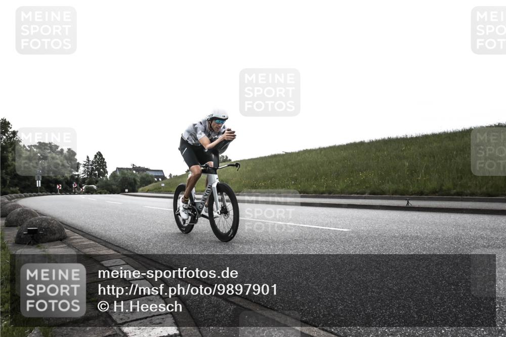 21.06.2026 - 29. Vierlanden-Triathlon H.Heesch http://msf.ph/oto/9897901 21.06.2026 09:29:09 Radfahren 5, 136 meine-sportfotos.de
