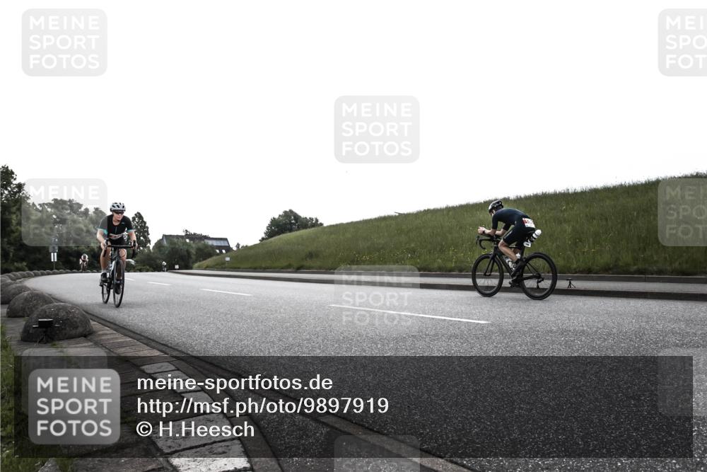 21.06.2026 - 29. Vierlanden-Triathlon H.Heesch http://msf.ph/oto/9897919 21.06.2026 09:30:07 Radfahren 59, 163, 232, 276 meine-sportfotos.de