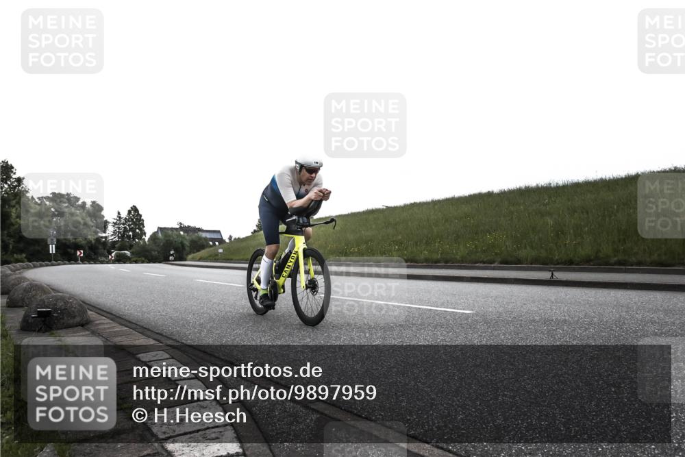 21.06.2026 - 29. Vierlanden-Triathlon H.Heesch http://msf.ph/oto/9897959 21.06.2026 09:33:03 Radfahren 199 meine-sportfotos.de