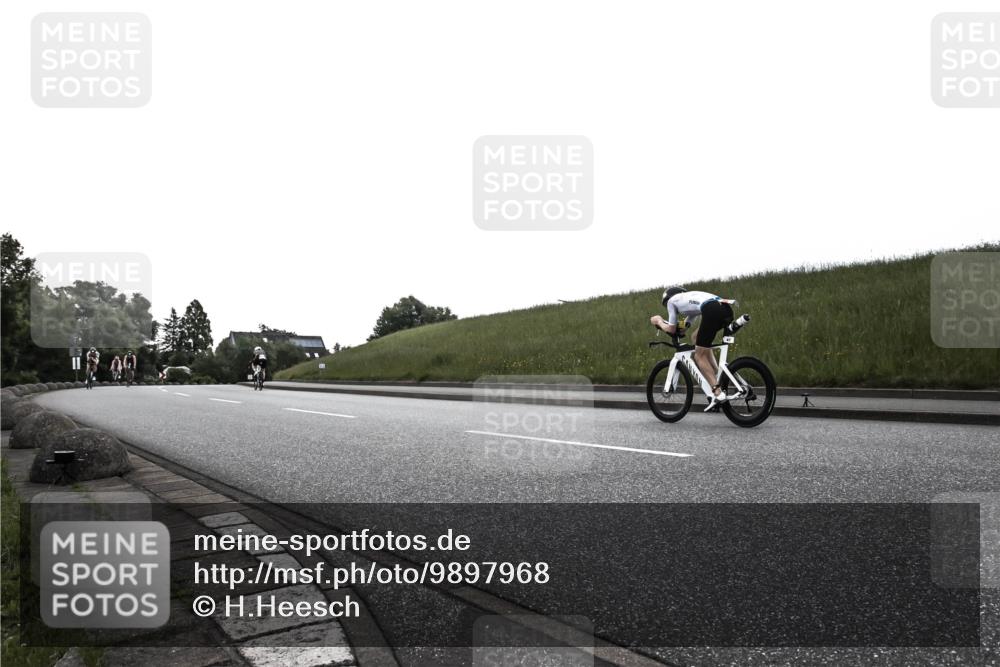 21.06.2026 - 29. Vierlanden-Triathlon H.Heesch http://msf.ph/oto/9897968 21.06.2026 09:34:04 Radfahren 39, 44, 70, 153 meine-sportfotos.de