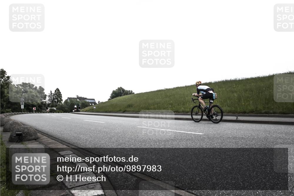 21.06.2026 - 29. Vierlanden-Triathlon H.Heesch http://msf.ph/oto/9897983 21.06.2026 09:35:21 Radfahren  meine-sportfotos.de