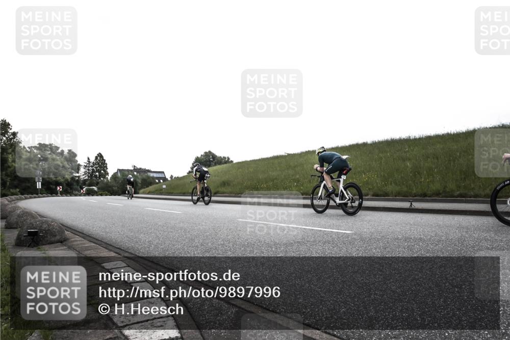 21.06.2026 - 29. Vierlanden-Triathlon H.Heesch http://msf.ph/oto/9897996 21.06.2026 09:36:28 Radfahren  meine-sportfotos.de