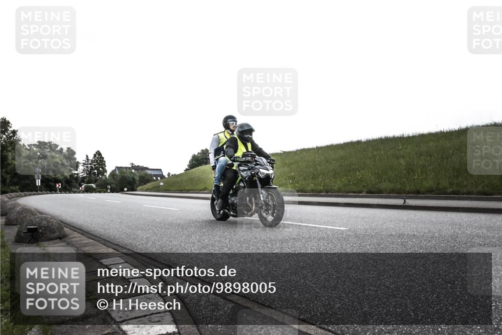 21.06.2026 - 29. Vierlanden-Triathlon H.Heesch http://msf.ph/oto/9898005 21.06.2026 09:37:59 Radfahren 156 meine-sportfotos.de
