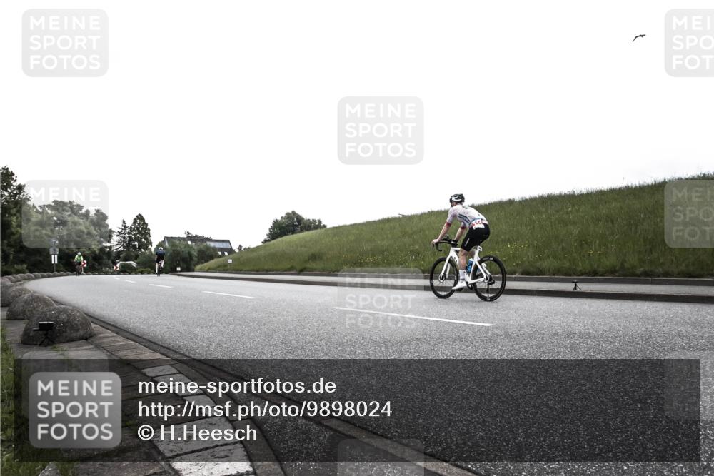 21.06.2026 - 29. Vierlanden-Triathlon H.Heesch http://msf.ph/oto/9898024 21.06.2026 09:38:35 Radfahren 168 meine-sportfotos.de