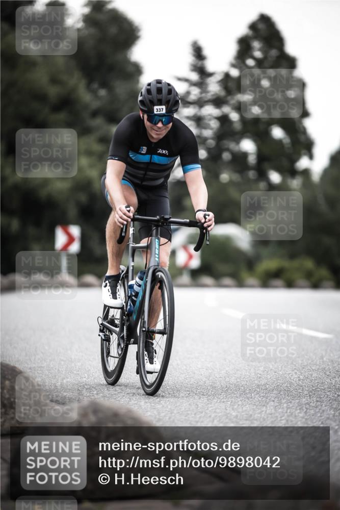 21.06.2026 - 29. Vierlanden-Triathlon H.Heesch http://msf.ph/oto/9898042 21.06.2026 10:04:05 Radfahren 142, 151, 154, 181, 337 meine-sportfotos.de