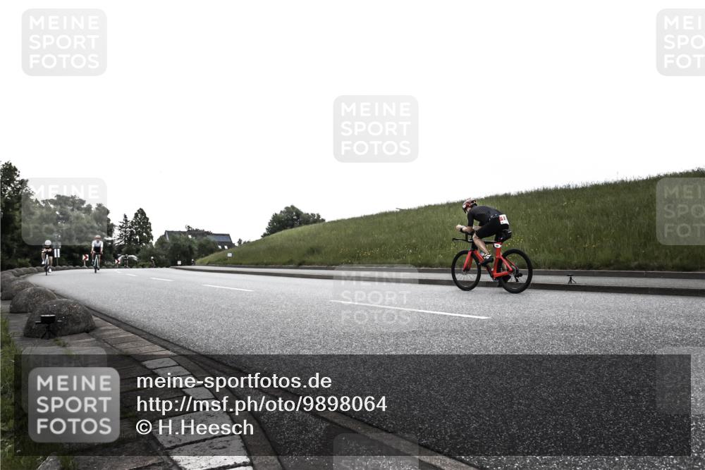 21.06.2026 - 29. Vierlanden-Triathlon H.Heesch http://msf.ph/oto/9898064 21.06.2026 09:43:49 Radfahren 32, 33, 101, 129, 211 meine-sportfotos.de