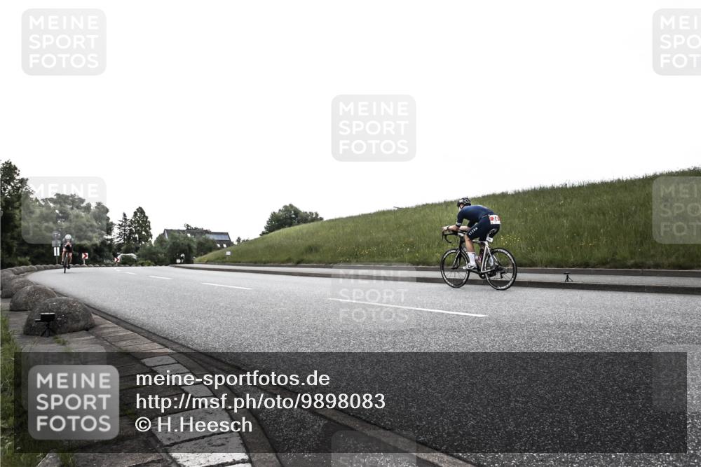 21.06.2026 - 29. Vierlanden-Triathlon H.Heesch http://msf.ph/oto/9898083 21.06.2026 09:45:05 Radfahren 30, 284 meine-sportfotos.de