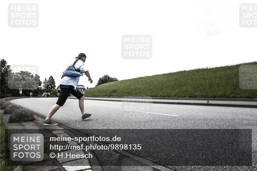 21.06.2026 - 29. Vierlanden-Triathlon H.Heesch http://msf.ph/oto/9898135 21.06.2026 09:47:24 Radfahren  meine-sportfotos.de