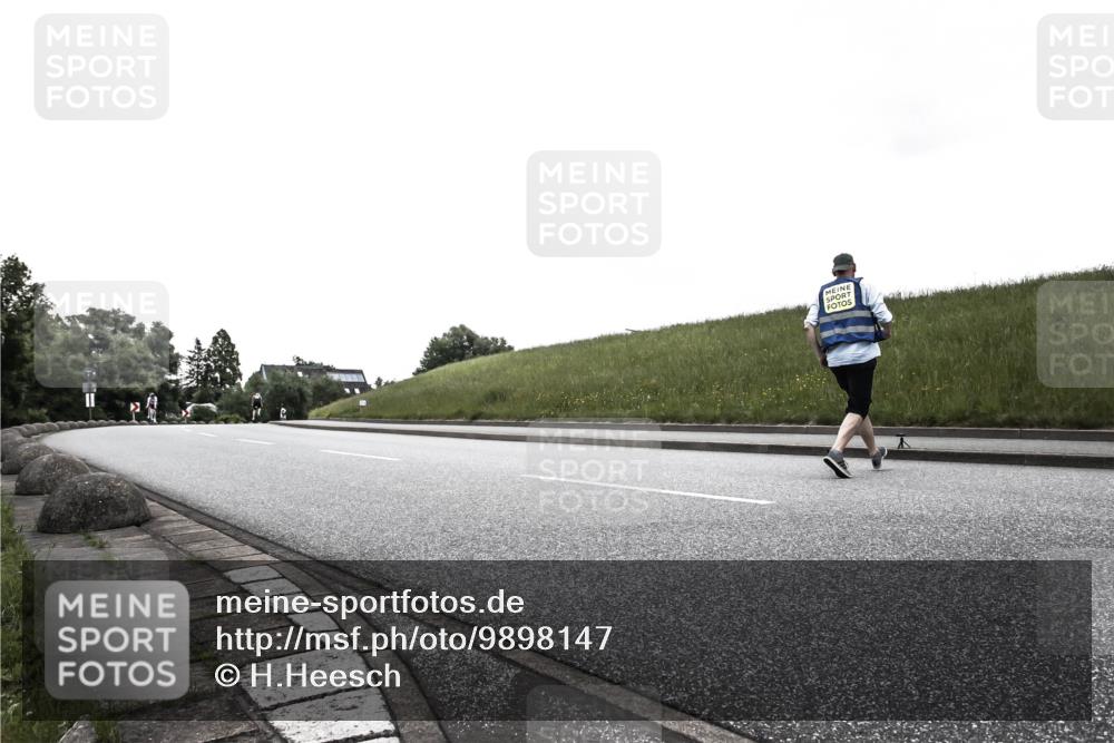 21.06.2026 - 29. Vierlanden-Triathlon H.Heesch http://msf.ph/oto/9898147 21.06.2026 09:47:25 Radfahren  meine-sportfotos.de