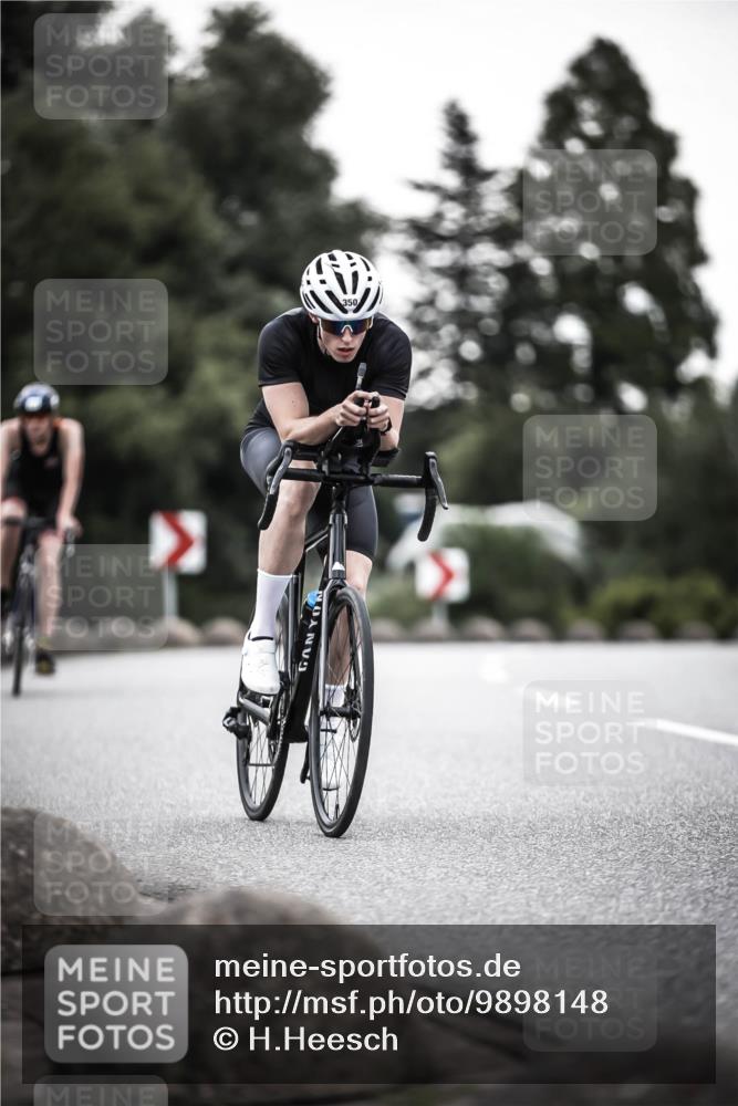 21.06.2026 - 29. Vierlanden-Triathlon H.Heesch http://msf.ph/oto/9898148 21.06.2026 10:04:22 Radfahren 44, 75, 90, 260, 324, 350, 379 meine-sportfotos.de