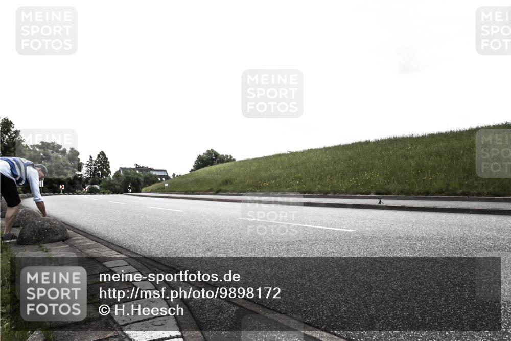 21.06.2026 - 29. Vierlanden-Triathlon H.Heesch http://msf.ph/oto/9898172 21.06.2026 09:47:50 Radfahren 57 meine-sportfotos.de
