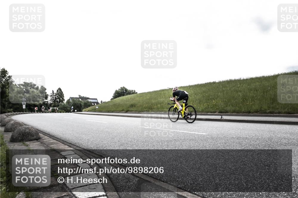 21.06.2026 - 29. Vierlanden-Triathlon H.Heesch http://msf.ph/oto/9898206 21.06.2026 09:49:53 Radfahren 8, 46, 217 meine-sportfotos.de