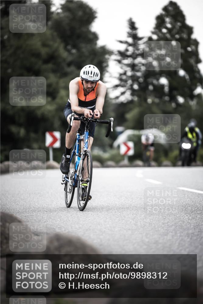 21.06.2026 - 29. Vierlanden-Triathlon H.Heesch http://msf.ph/oto/9898312 21.06.2026 10:04:49 Radfahren 86, 174, 307, 329, 352, 365 meine-sportfotos.de