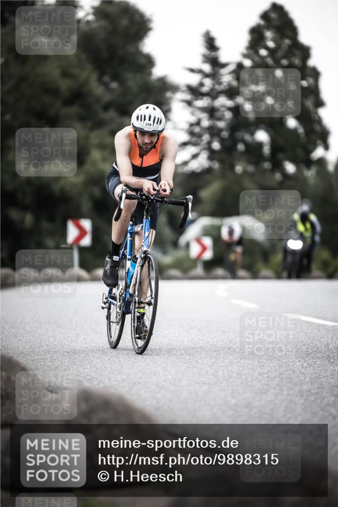 21.06.2026 - 29. Vierlanden-Triathlon H.Heesch http://msf.ph/oto/9898315 21.06.2026 10:04:49 Radfahren 86, 174, 307, 329, 352, 365 meine-sportfotos.de