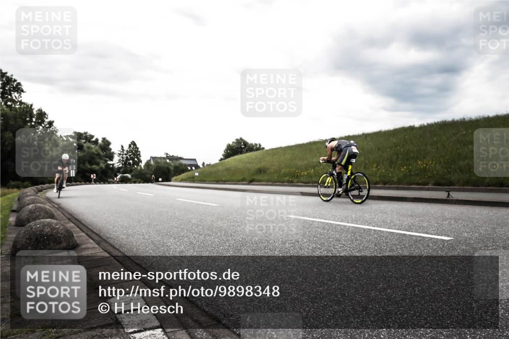 21.06.2026 - 29. Vierlanden-Triathlon H.Heesch http://msf.ph/oto/9898348 21.06.2026 10:00:00 Radfahren 84, 169 meine-sportfotos.de
