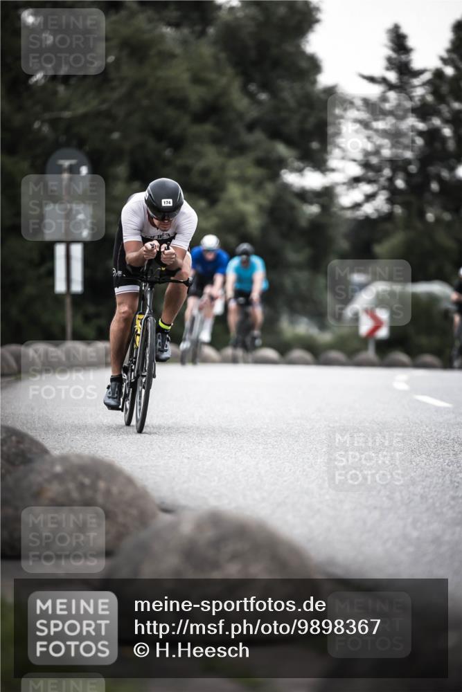 21.06.2026 - 29. Vierlanden-Triathlon H.Heesch http://msf.ph/oto/9898367 21.06.2026 10:04:54 Radfahren 174, 292, 332, 352 meine-sportfotos.de
