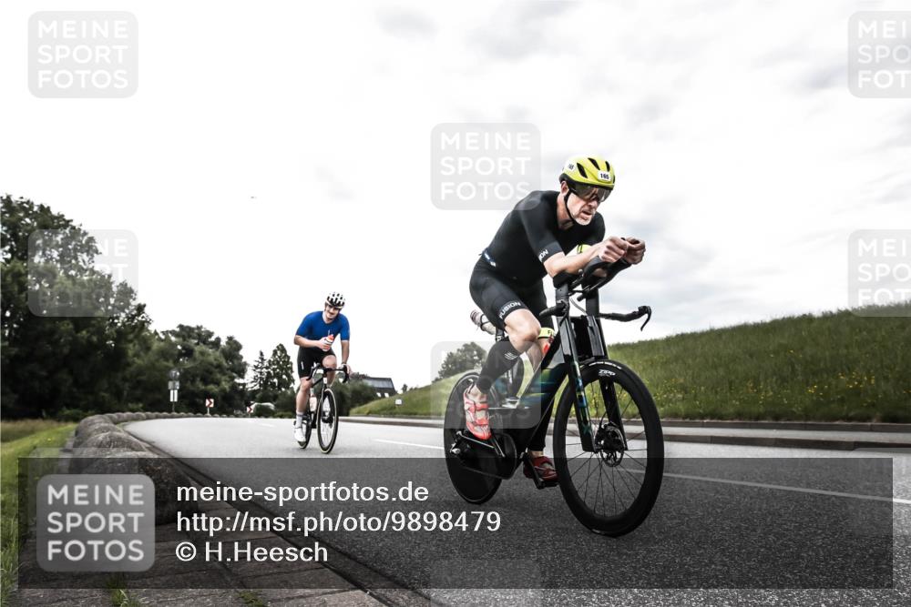 21.06.2026 - 29. Vierlanden-Triathlon H.Heesch http://msf.ph/oto/9898479 21.06.2026 10:06:30 Radfahren 147, 165, 360, 381 meine-sportfotos.de