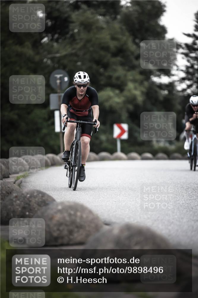 21.06.2026 - 29. Vierlanden-Triathlon H.Heesch http://msf.ph/oto/9898496 21.06.2026 10:05:07 Radfahren 130, 264, 275, 308, 323, 326 meine-sportfotos.de
