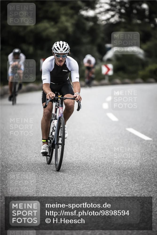 21.06.2026 - 29. Vierlanden-Triathlon H.Heesch http://msf.ph/oto/9898594 21.06.2026 10:05:31 Radfahren 5, 103, 135, 175, 195, 312 meine-sportfotos.de