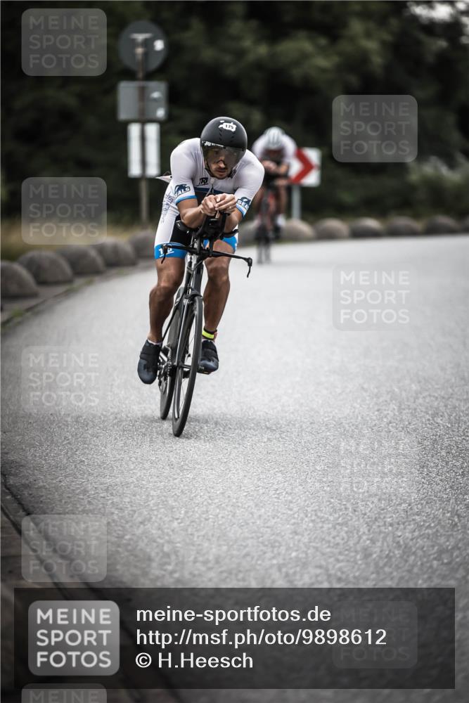 21.06.2026 - 29. Vierlanden-Triathlon H.Heesch http://msf.ph/oto/9898612 21.06.2026 10:05:32 Radfahren 5, 103, 135, 175, 195, 312 meine-sportfotos.de