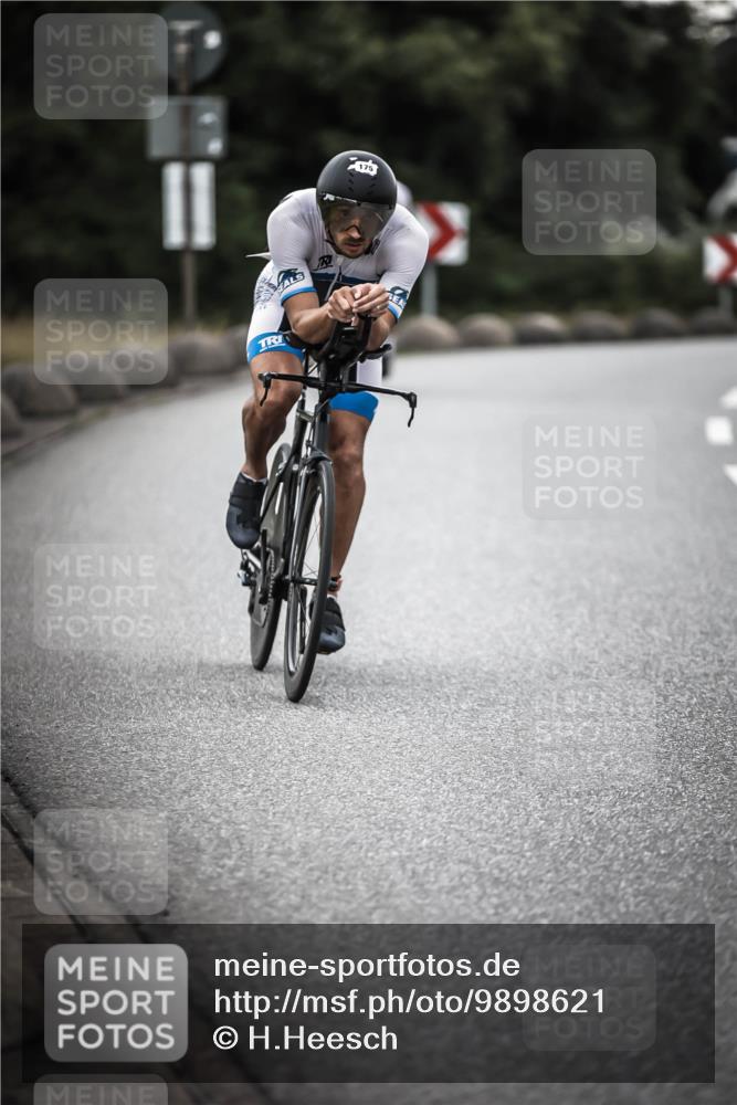 21.06.2026 - 29. Vierlanden-Triathlon H.Heesch http://msf.ph/oto/9898621 21.06.2026 10:05:33 Radfahren 5, 103, 135, 175, 195, 312 meine-sportfotos.de