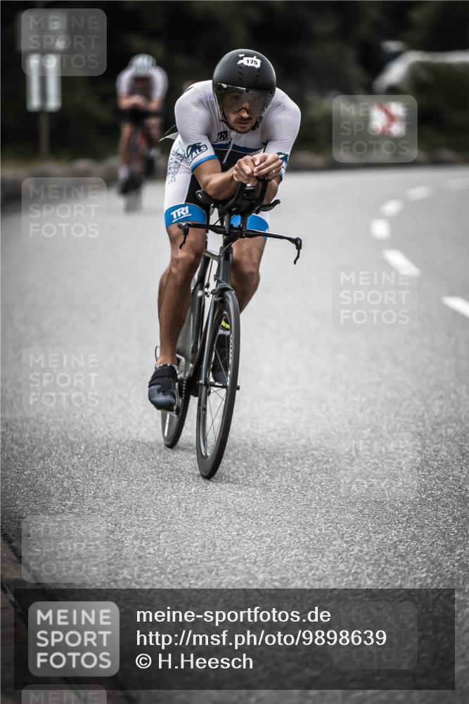 21.06.2026 - 29. Vierlanden-Triathlon H.Heesch http://msf.ph/oto/9898639 21.06.2026 10:05:33 Radfahren 5, 103, 135, 175, 195, 312 meine-sportfotos.de