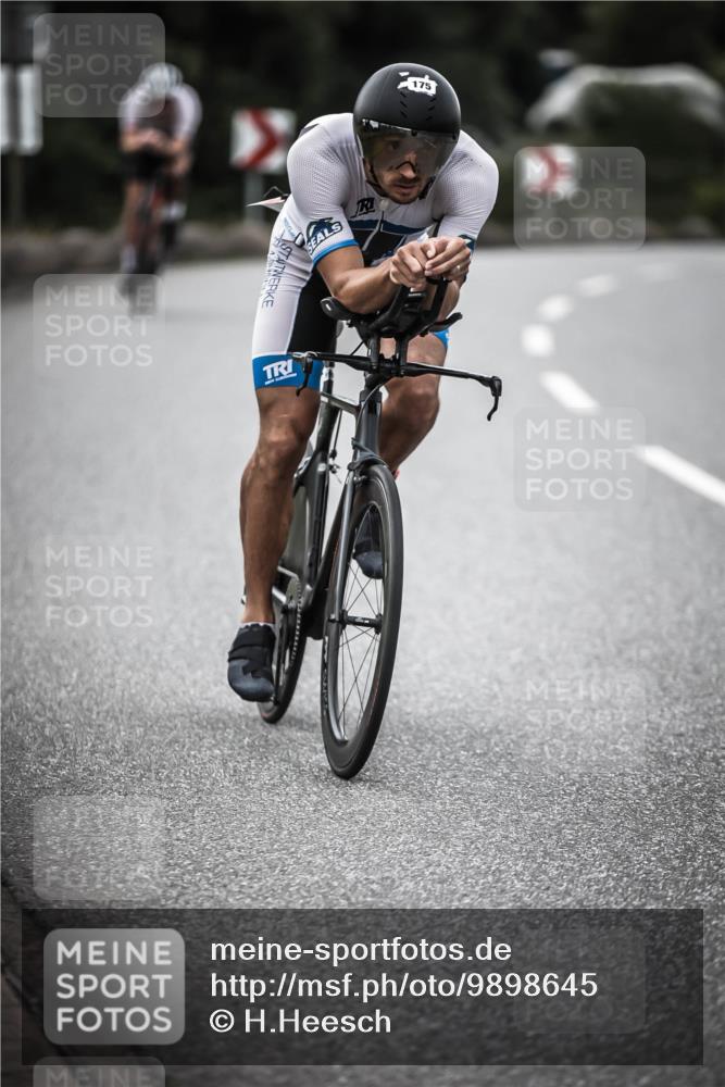 21.06.2026 - 29. Vierlanden-Triathlon H.Heesch http://msf.ph/oto/9898645 21.06.2026 10:05:33 Radfahren 5, 103, 135, 175, 195, 312 meine-sportfotos.de