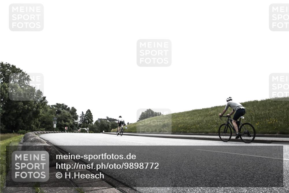 21.06.2026 - 29. Vierlanden-Triathlon H.Heesch http://msf.ph/oto/9898772 21.06.2026 10:46:20 Radfahren 193, 232 meine-sportfotos.de