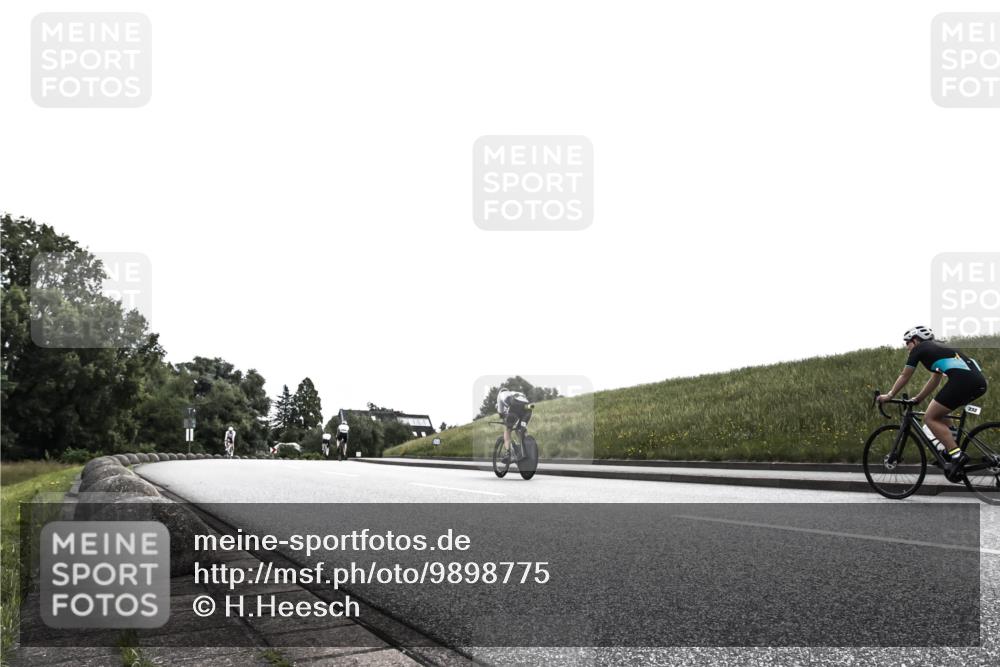 21.06.2026 - 29. Vierlanden-Triathlon H.Heesch http://msf.ph/oto/9898775 21.06.2026 10:46:23 Radfahren  meine-sportfotos.de